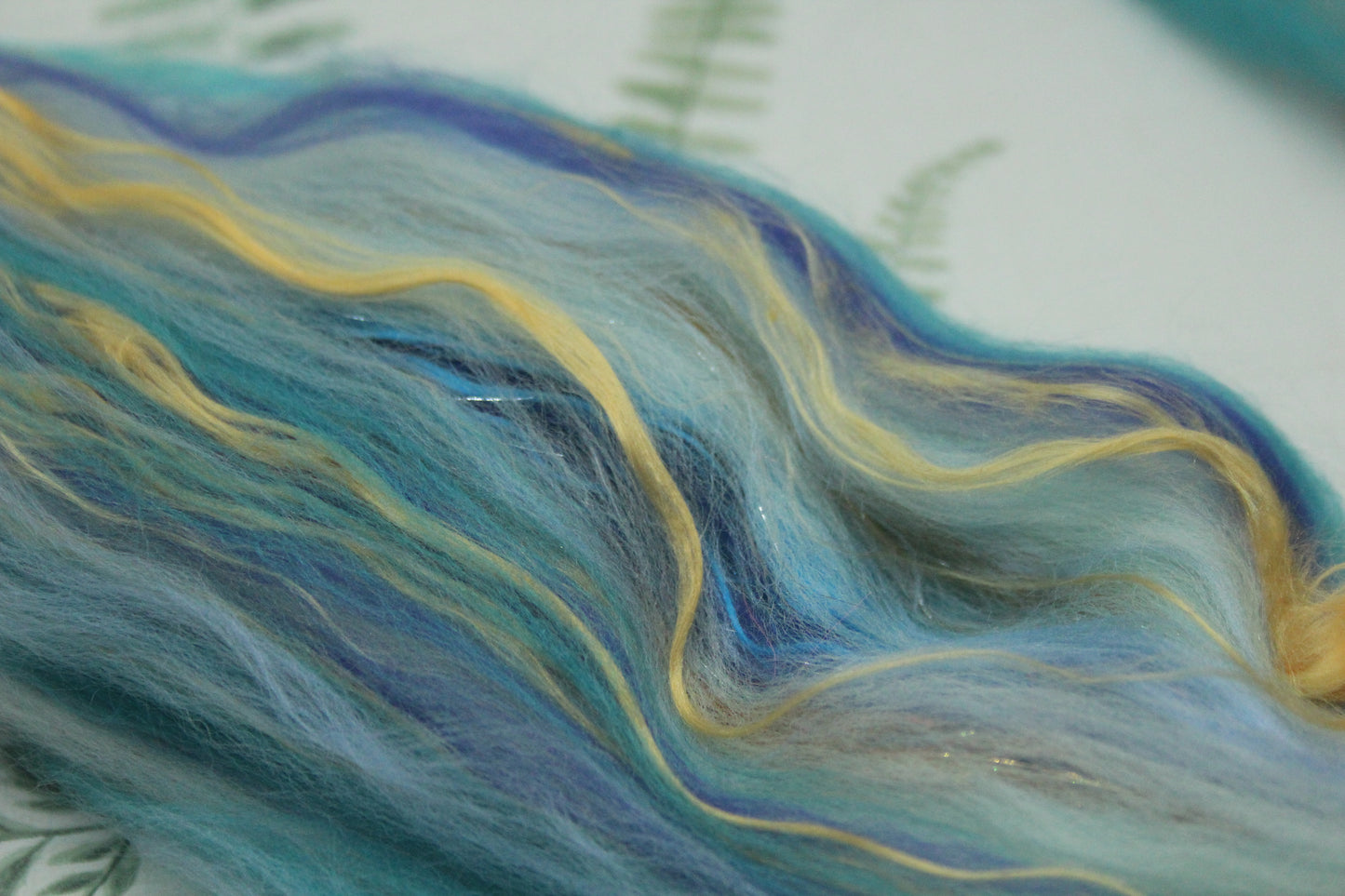 Merino Wool Blend - Orange Blue - 20 grams / 0.7 oz - Fibre for felting, weaving or spinning