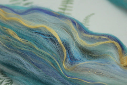 Merino Wool Blend - Orange Blue - 20 grams / 0.7 oz - Fibre for felting, weaving or spinning
