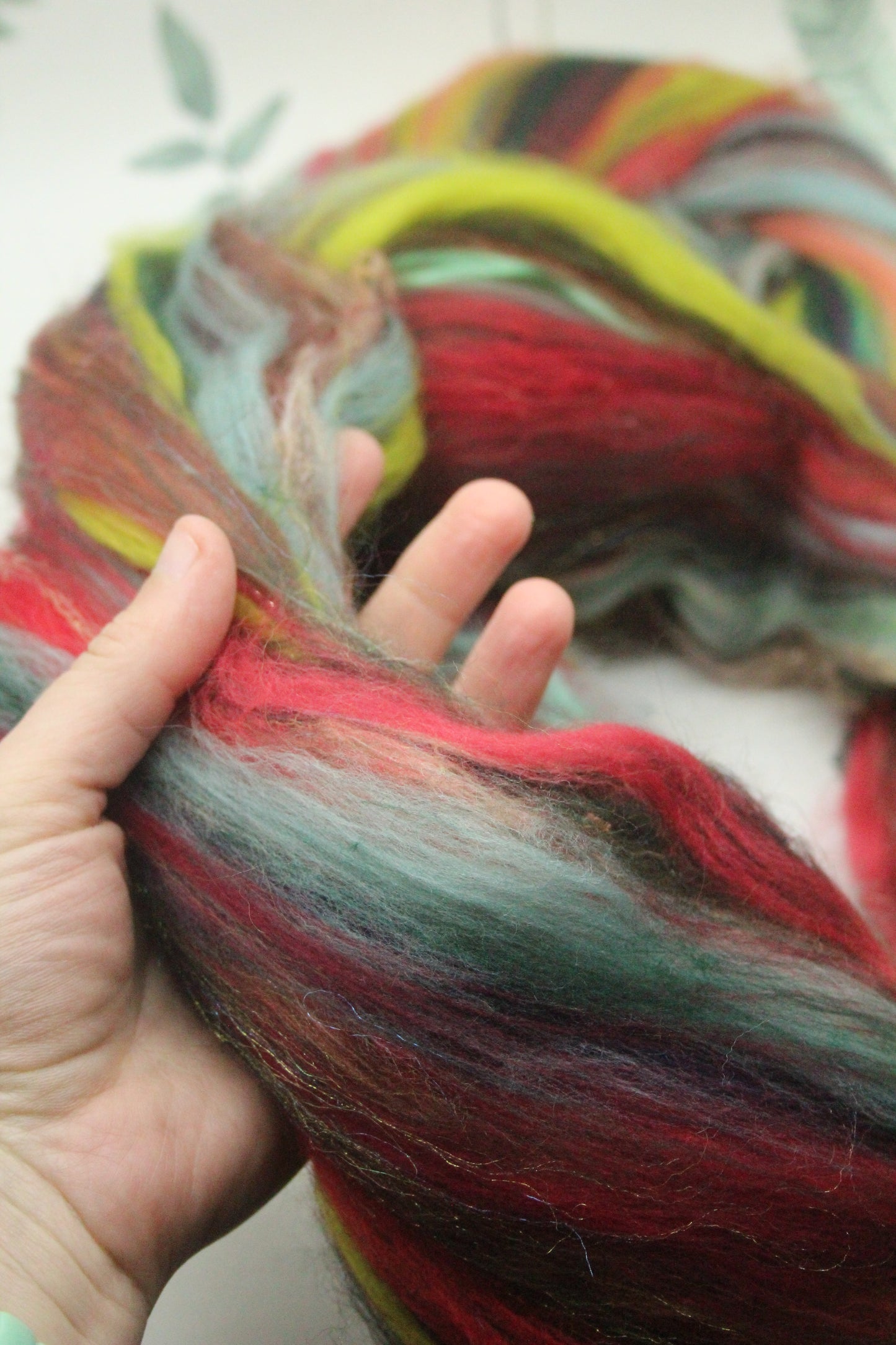 Merino Wool Blend - Red Green - 59 grams / 2 oz - Fibre for felting, weaving or spinning