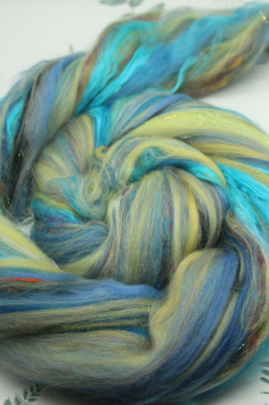 Merino Wool Blend - Blue Yellow - 45 grams / 1.5 oz - Fibre for felting, weaving or spinning