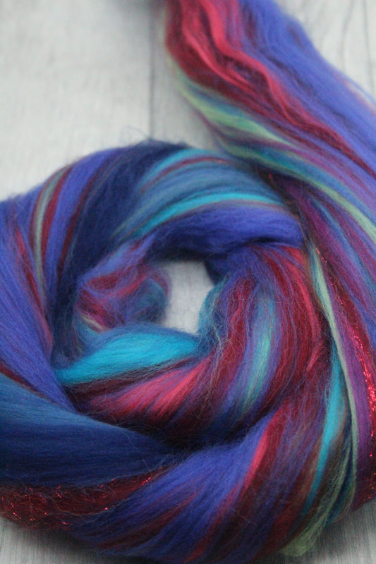 Merino Wool Blend - Blue Red Ultraviolet  - 25 grams / 0.8 oz  - Fibre for felting, weaving or spinning