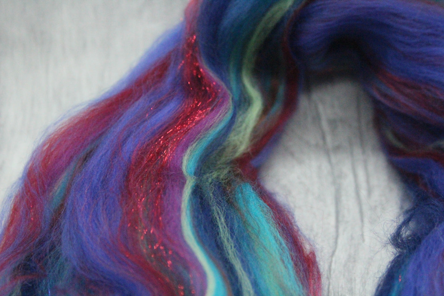 Wool Blend - Blue Red Ultraviolet  - 25 grams / 0.8 oz  - Fibre for felting, weaving or spinning