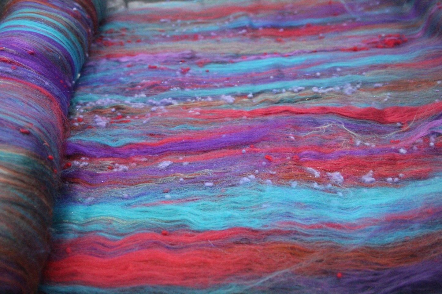 Merino Art Batt  - Purple Blue - NEPPS - 121 grams 4.2 oz - Wool for felting, spinning and weaving