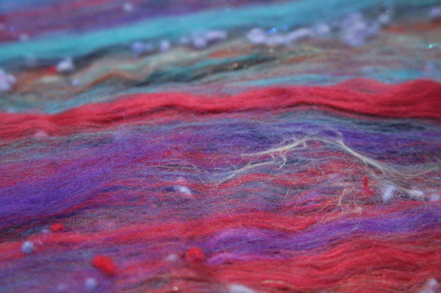Merino Art Batt  - Purple Blue - NEPPS - 121 grams 4.2 oz - Wool for felting, spinning and weaving