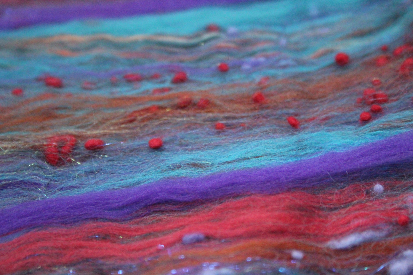Merino Art Batt  - Purple Blue - NEPPS - 121 grams 4.2 oz - Wool for felting, spinning and weaving