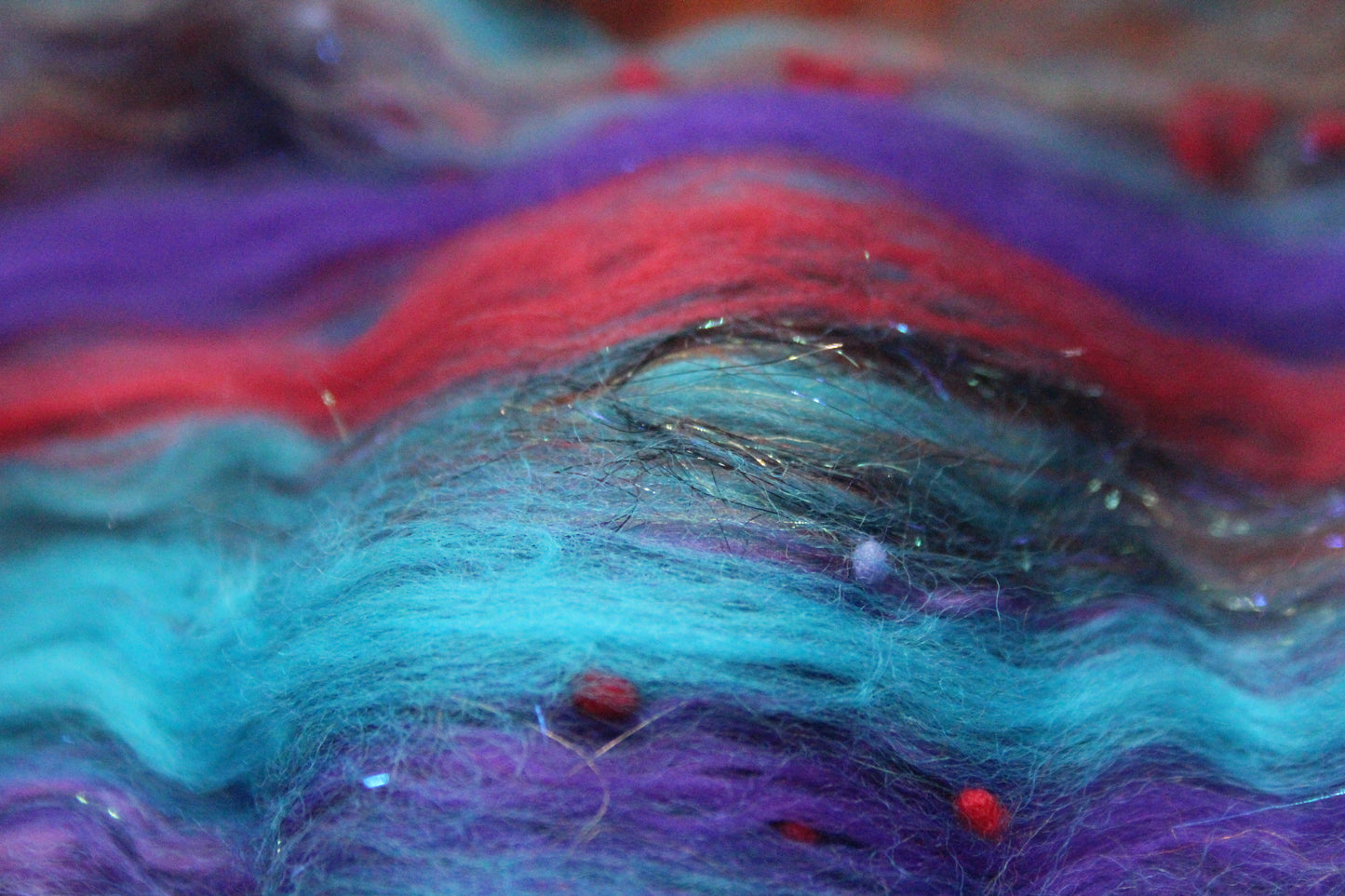 Merino Art Batt  - Purple Blue - NEPPS - 121 grams 4.2 oz - Wool for felting, spinning and weaving
