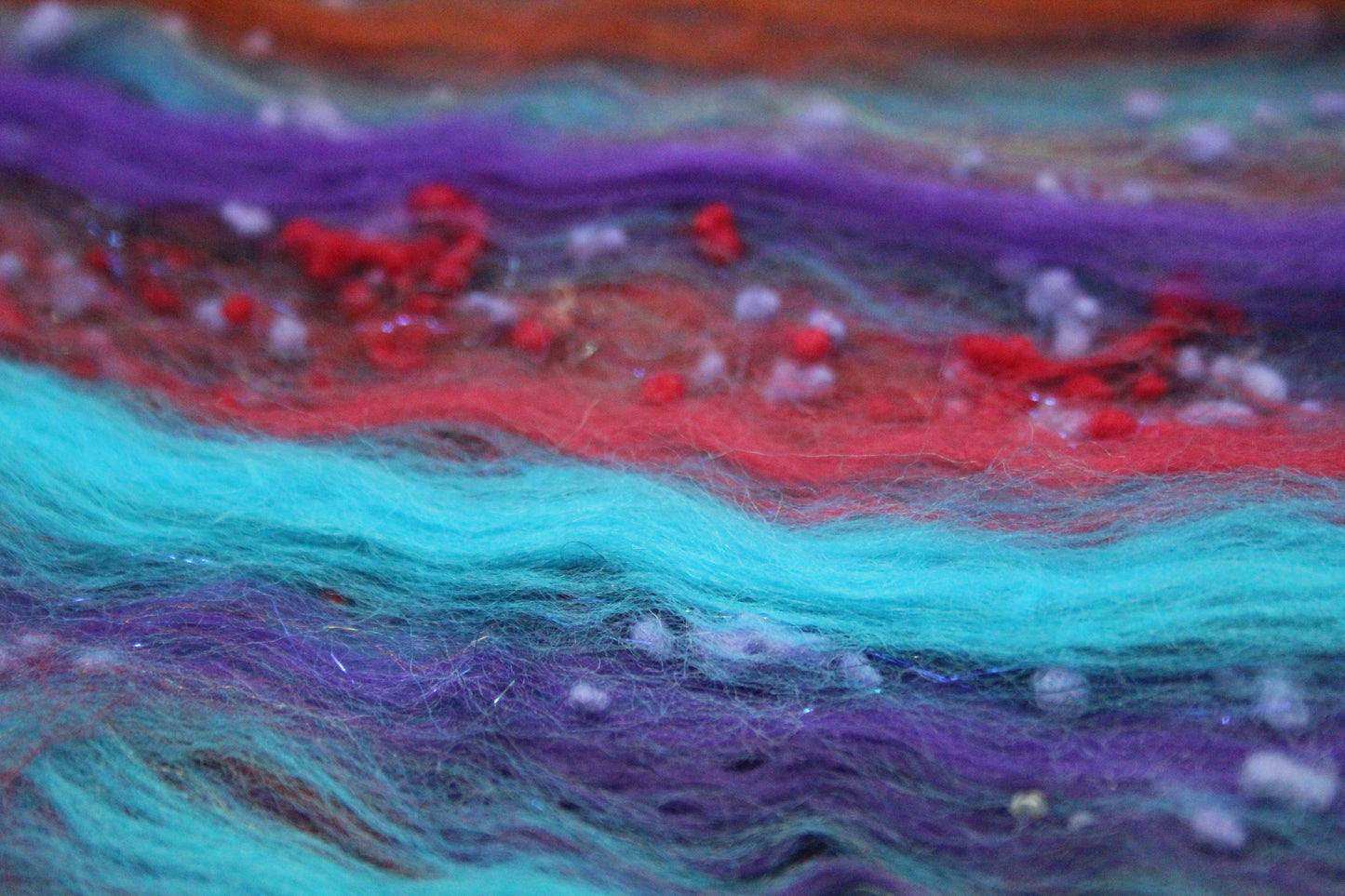 Merino Art Batt  - Purple Blue - NEPPS - 121 grams 4.2 oz - Wool for felting, spinning and weaving