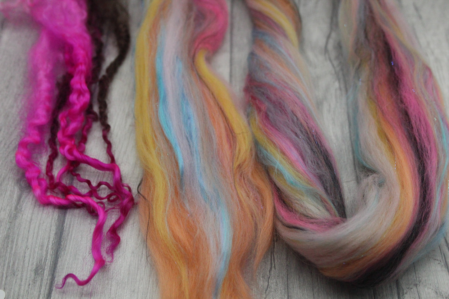 Wool Blend - Pink Black Yellow  - 18 grams / 0.6 oz  - Fibre for felting, weaving or spinning