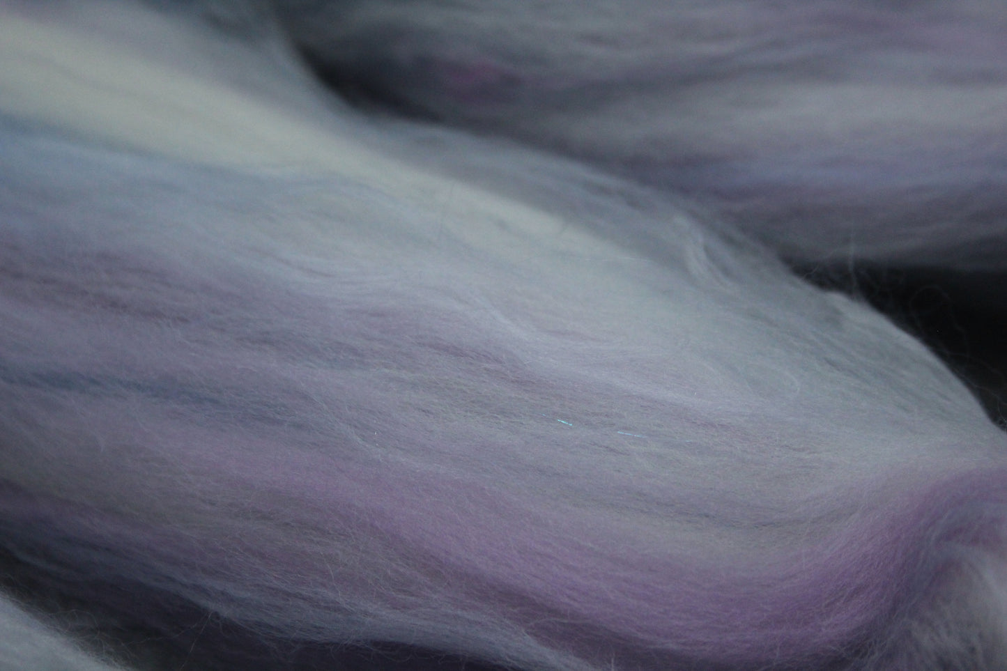 Merino Wool Blend - Grey White Purple - 23 grams / 0.8 oz - Fibre for felting, spinning and weaving