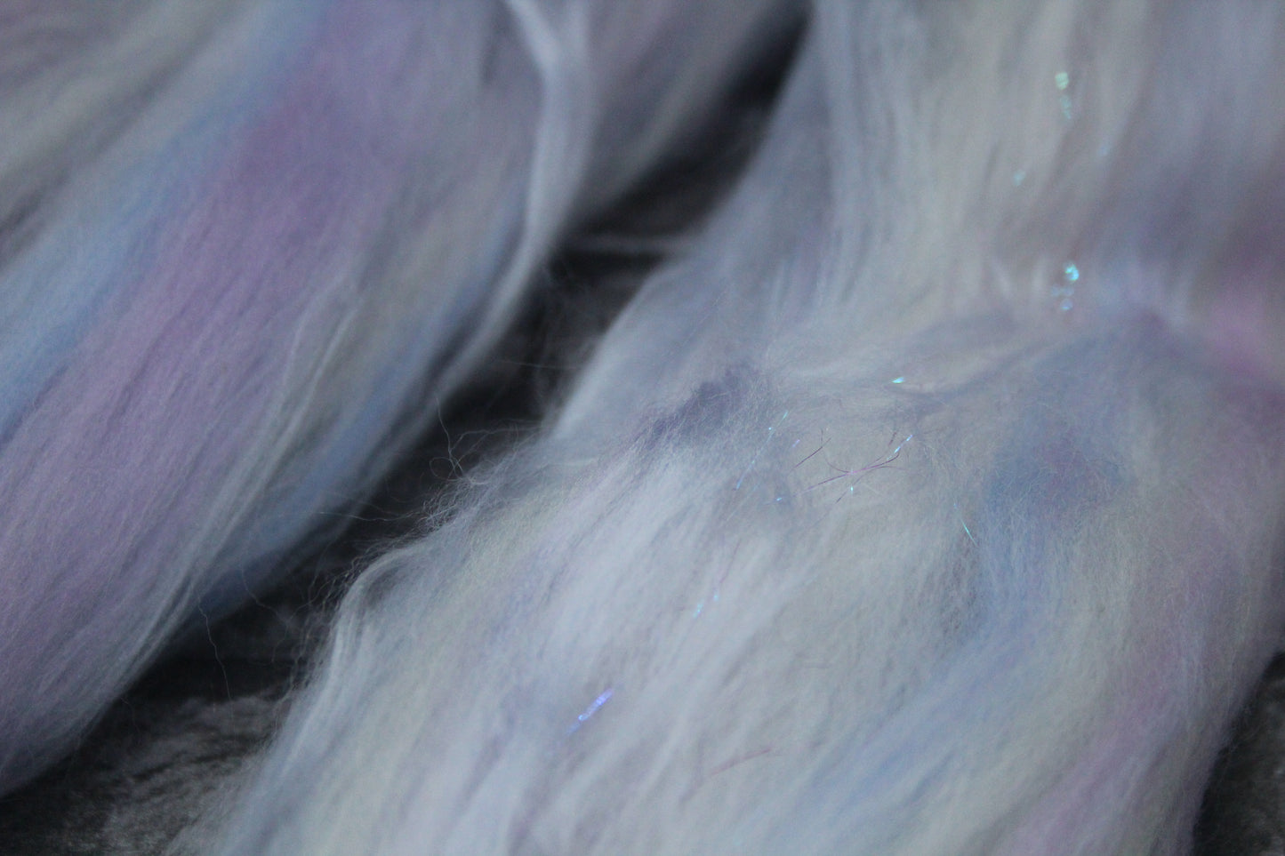 Merino Wool Blend - Grey White Purple - 23 grams / 0.8 oz - Fibre for felting, spinning and weaving