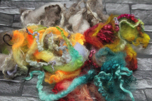 31 Grams Wool Imperfect Locks