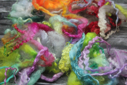 40 Grams Wool Imperfect Locks