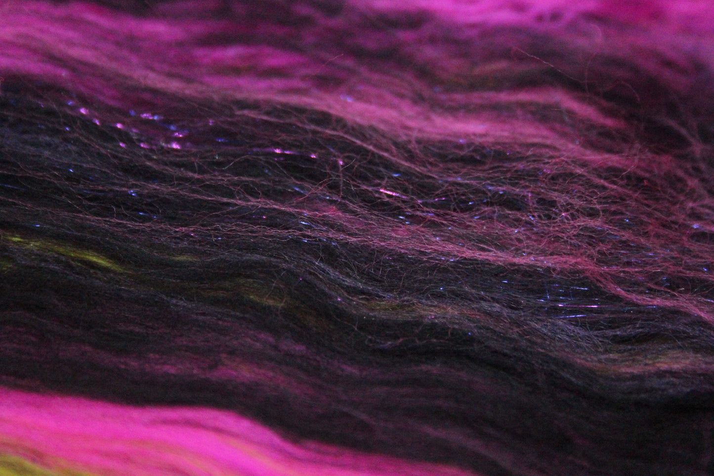 Merino Art Batt  - Pink Black Purple - 114 grams 4 oz - Wool for felting, spinning and weaving