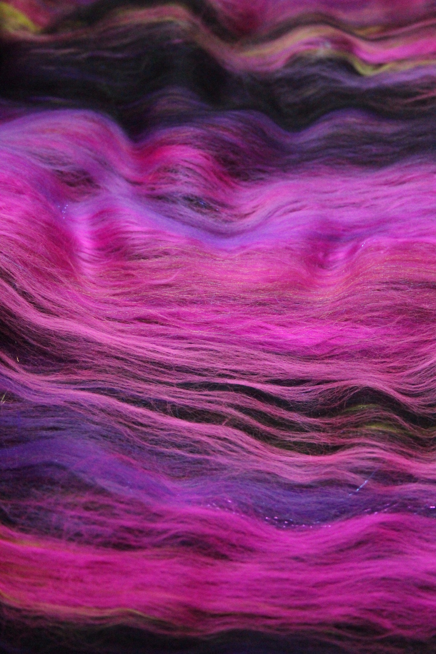 Merino Art Batt  - Pink Black Purple - 114 grams 4 oz - Wool for felting, spinning and weaving
