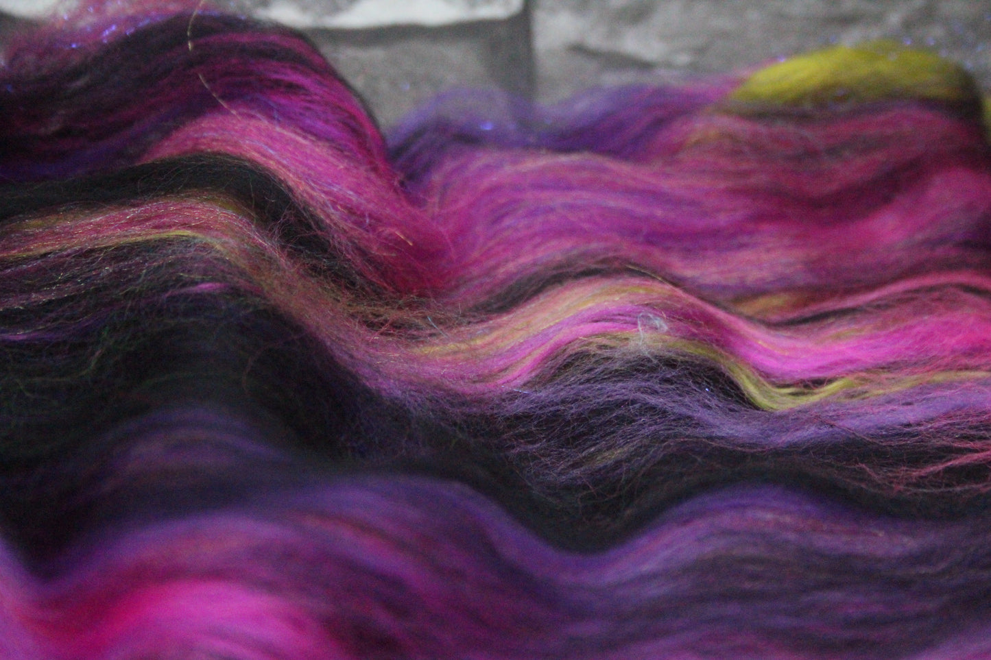 Merino Art Batt  - Pink Black Purple - 114 grams 4 oz - Wool for felting, spinning and weaving