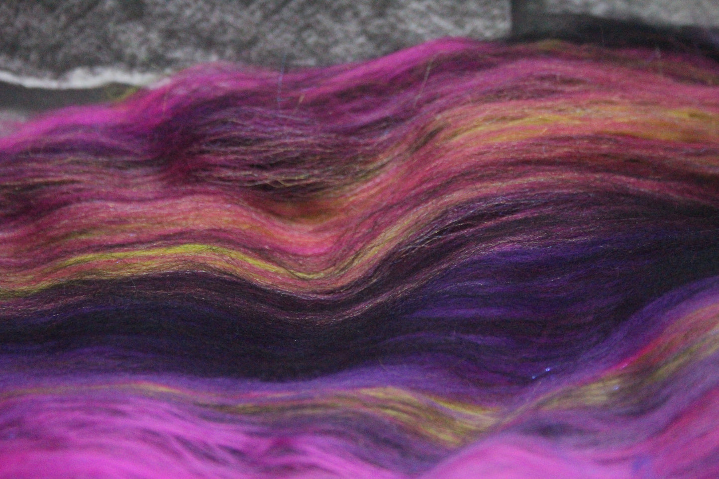 Merino Art Batt  - Pink Black Purple - 114 grams 4 oz - Wool for felting, spinning and weaving