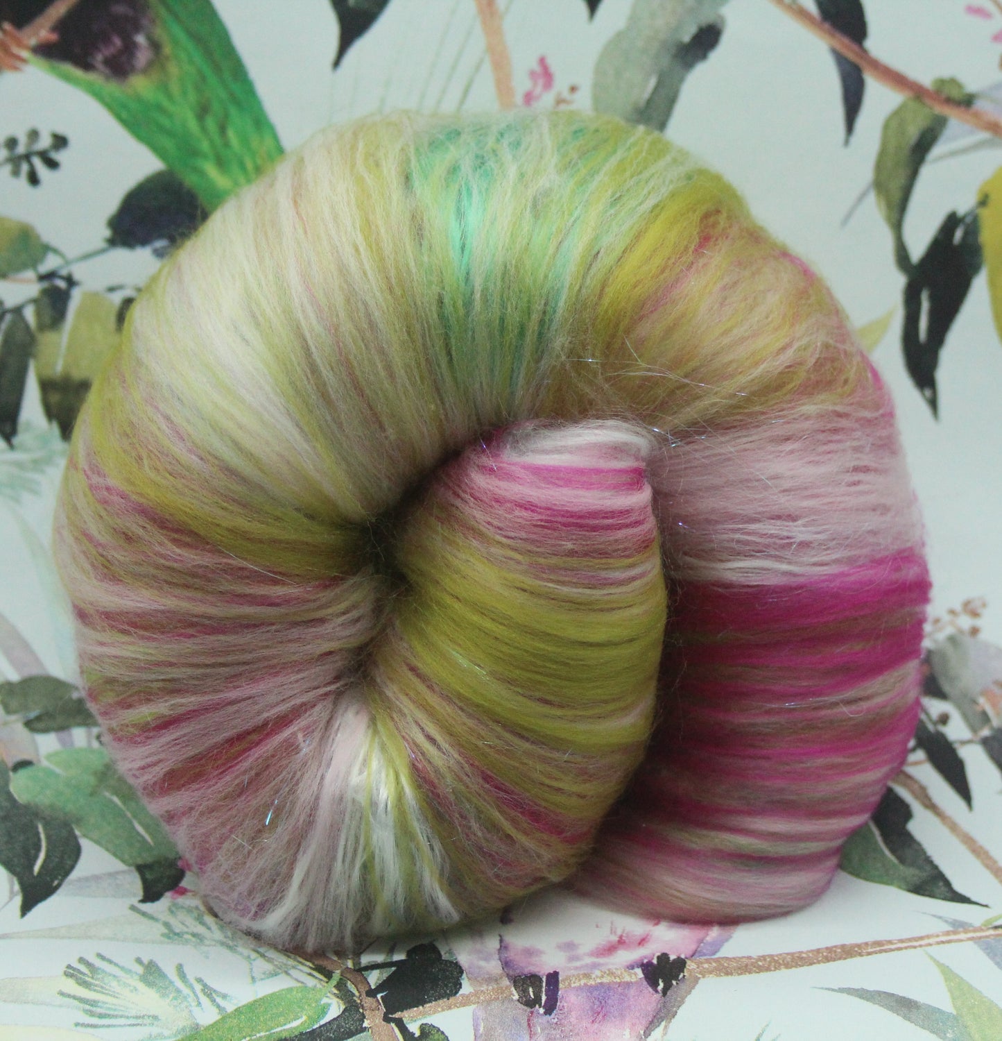 Supersoft Merino Art Batt  - Pink Green - 66 grams 2.3 oz - Wool for felting, spinning and weaving