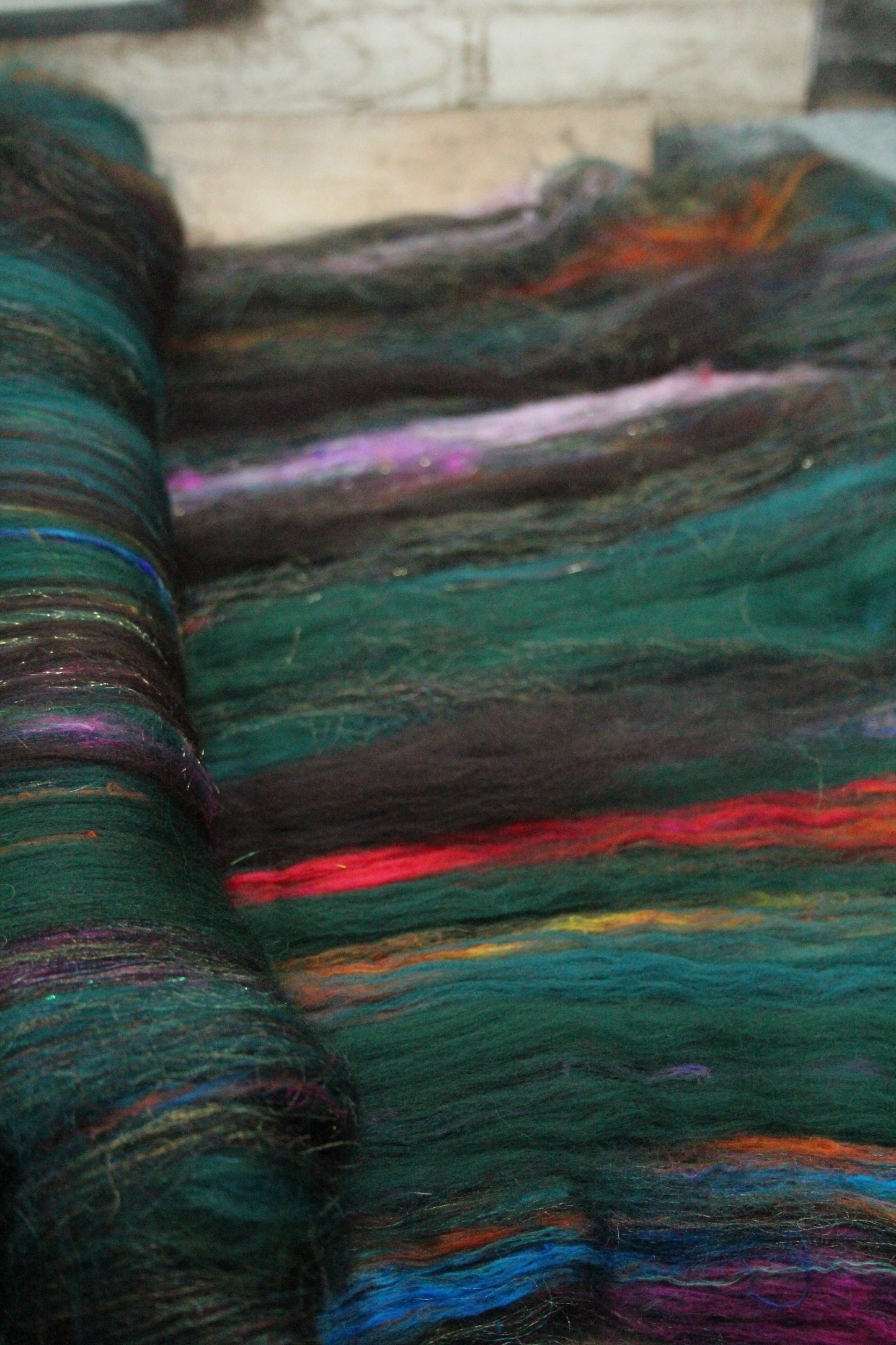 Art Batt  -  Green Brown Black -  153 grams 5.3 oz - Wool for felting, spinning and weaving