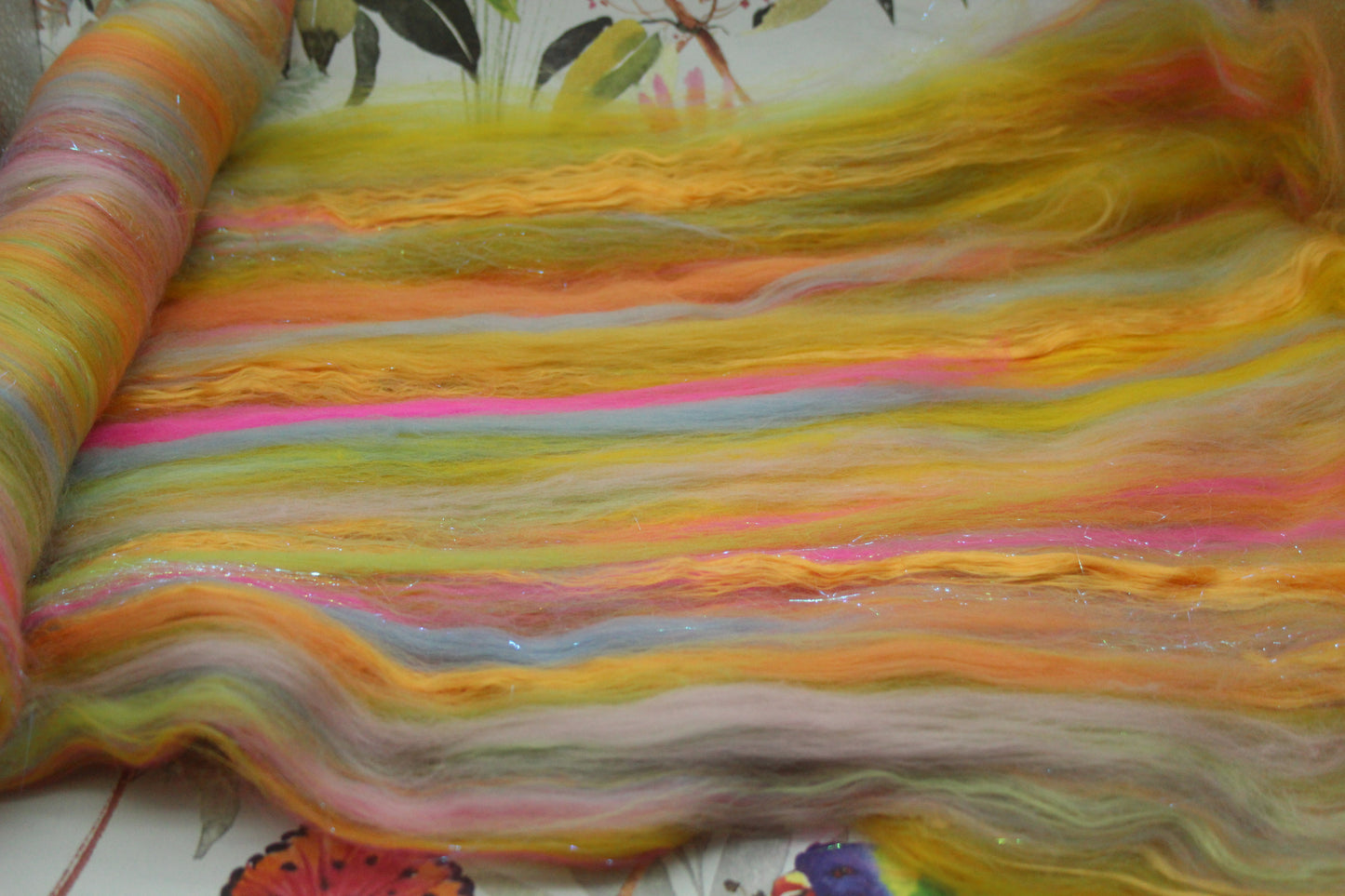 Merino Art Batt  - Blue Pink Green Yellow - 90 grams 3.1 oz - Wool for felting, spinning and weaving