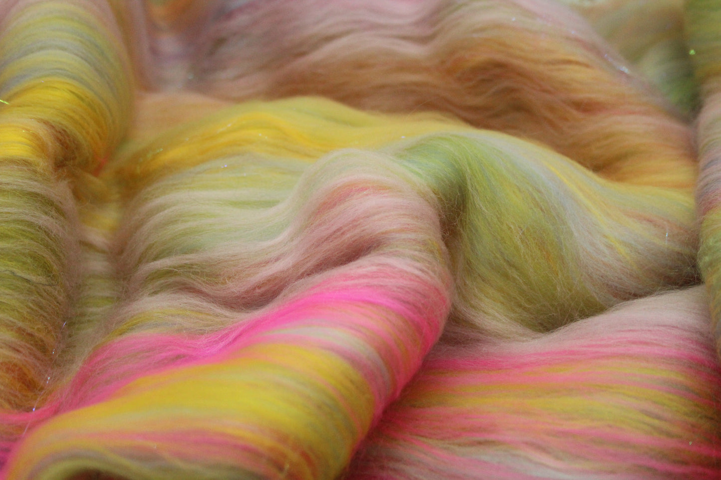 Merino Art Batt  - Blue Pink Green Yellow - 90 grams 3.1 oz - Wool for felting, spinning and weaving
