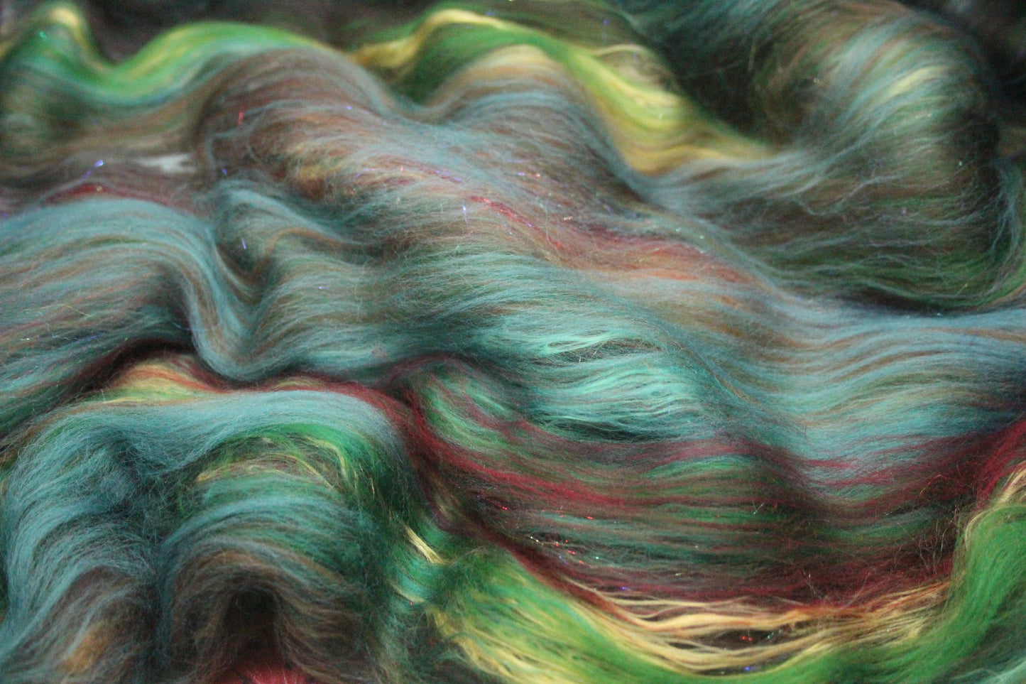 Merino Art Batt  - Red Green Brown - 67 grams 2.3 oz - Wool for felting, spinning and weaving