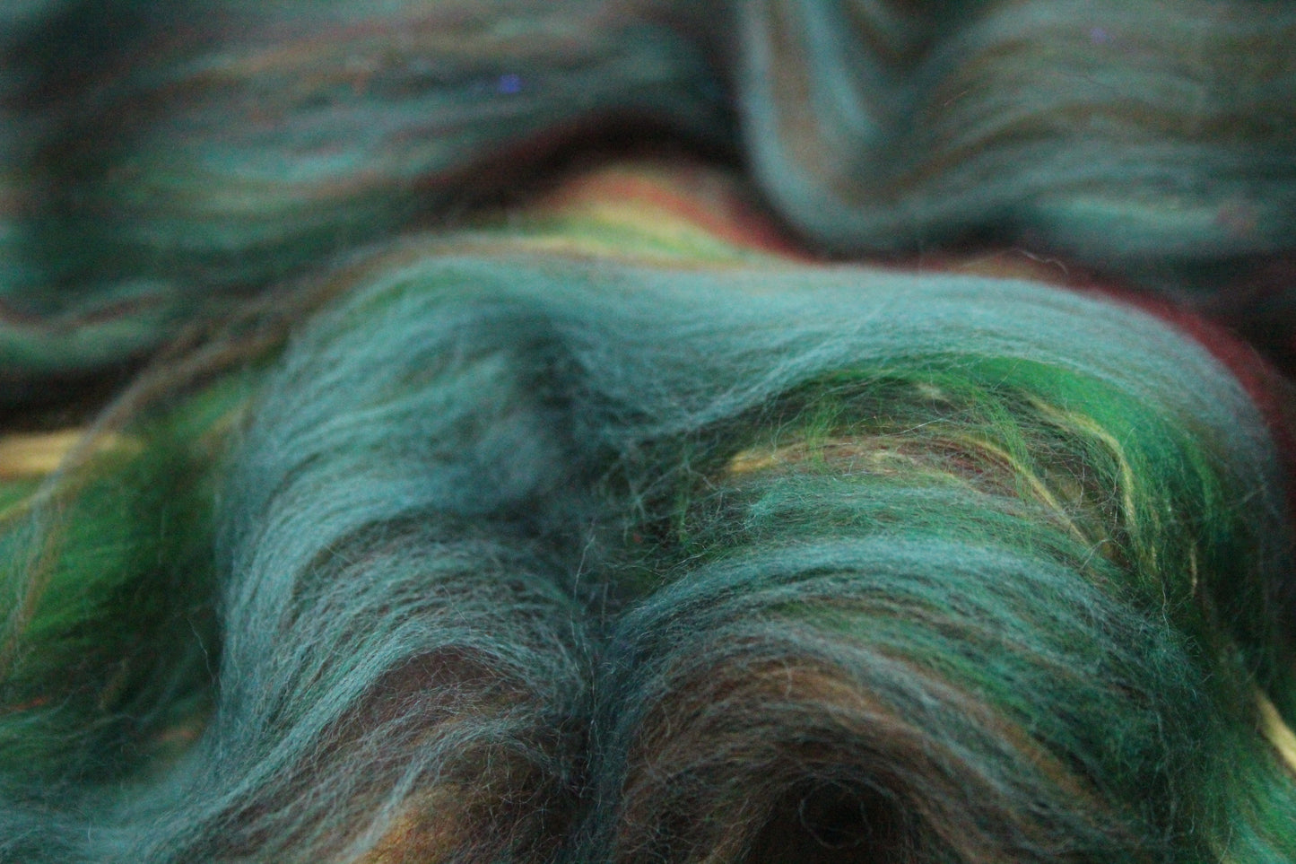 Merino Art Batt  - Red Green Brown - 67 grams 2.3 oz - Wool for felting, spinning and weaving
