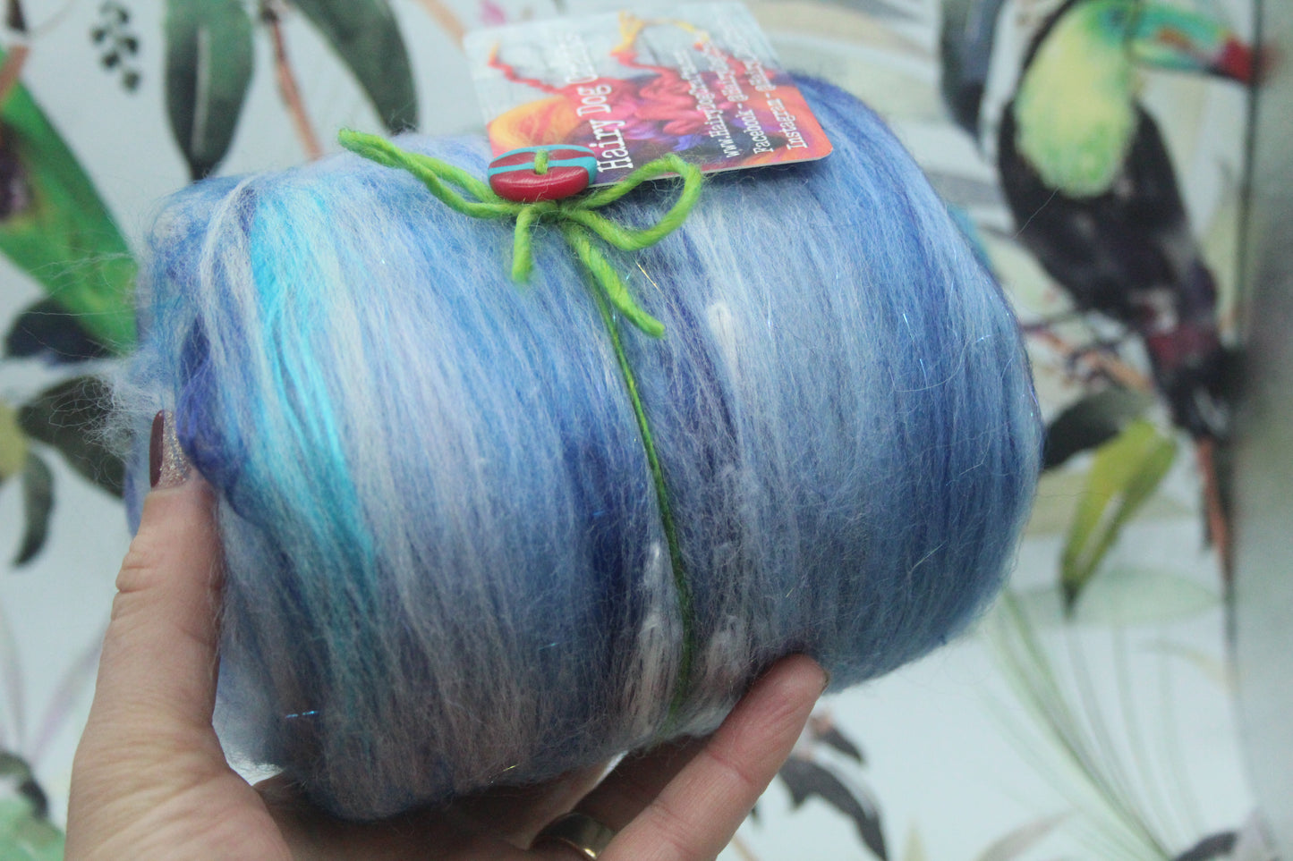Merino Art Batt  - Blue White - 83 grams 2.9 oz - Wool for felting, spinning and weaving