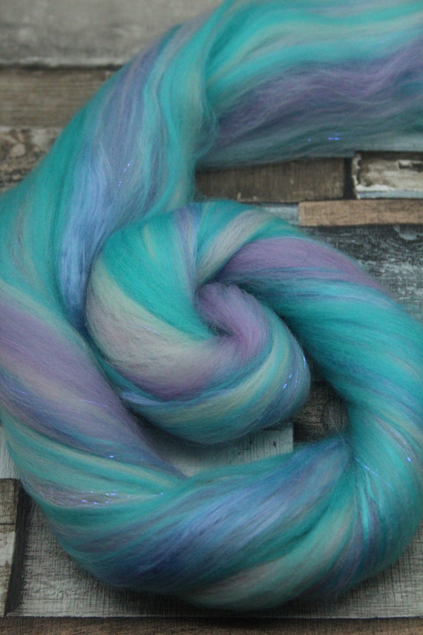 Merino Wool Blend - Purple Blue Pink - 17 grams / 0.5 oz  - Fibre for felting, weaving or spinning