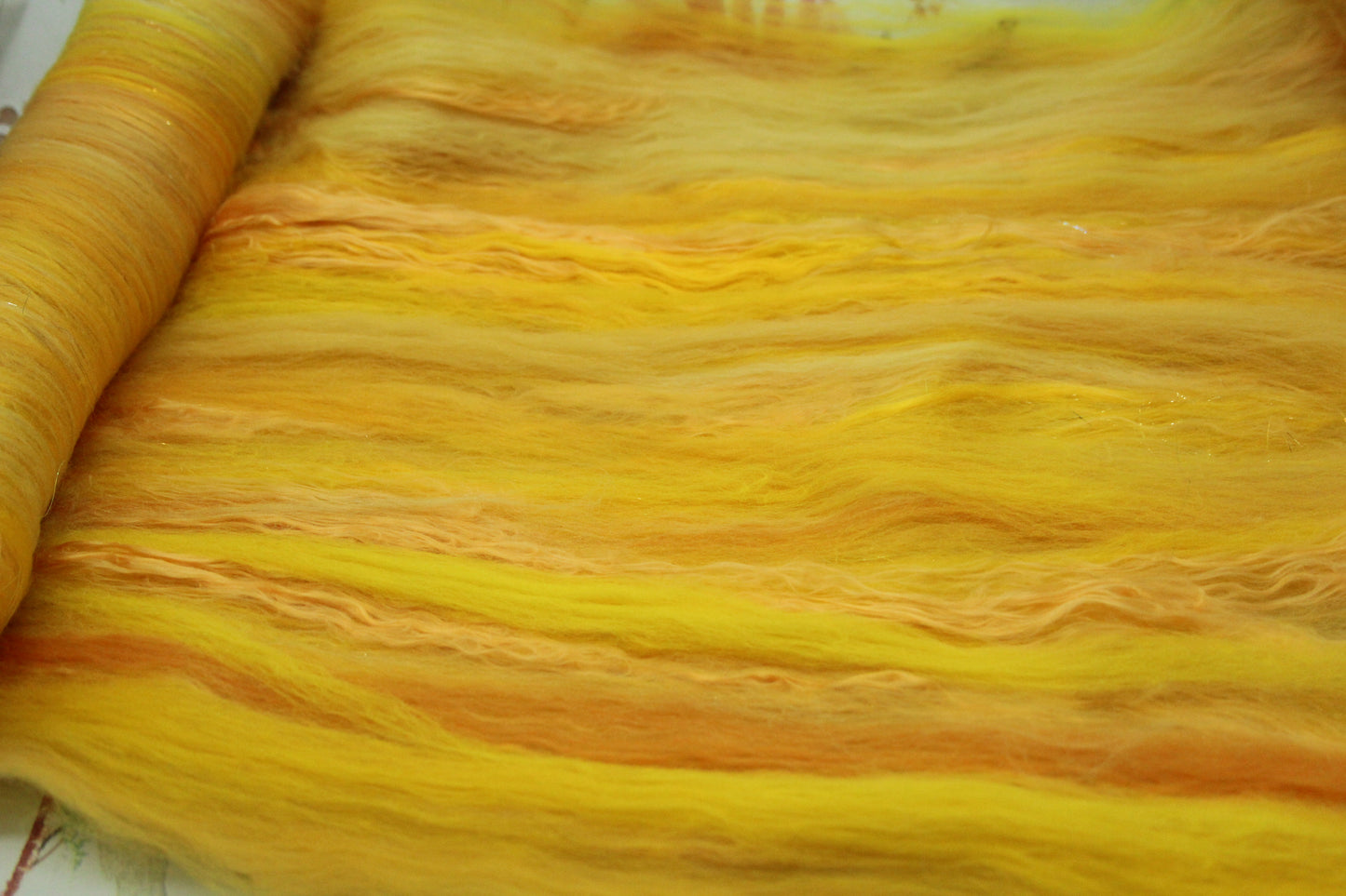 Merino Art Batt  -  Yellow - 59 grams 2 oz - Wool for felting, spinning and weaving