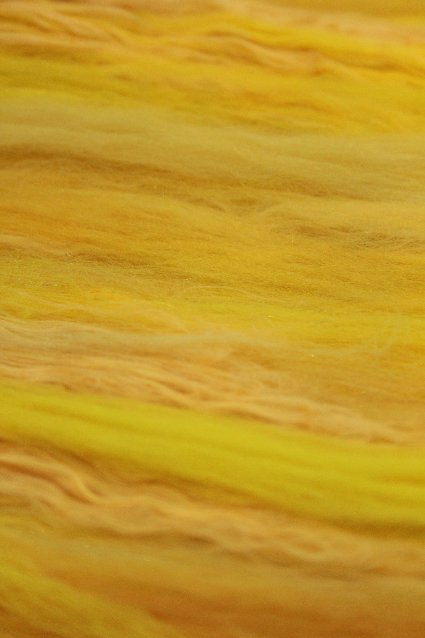 Merino Art Batt  -  Yellow - 59 grams 2 oz - Wool for felting, spinning and weaving