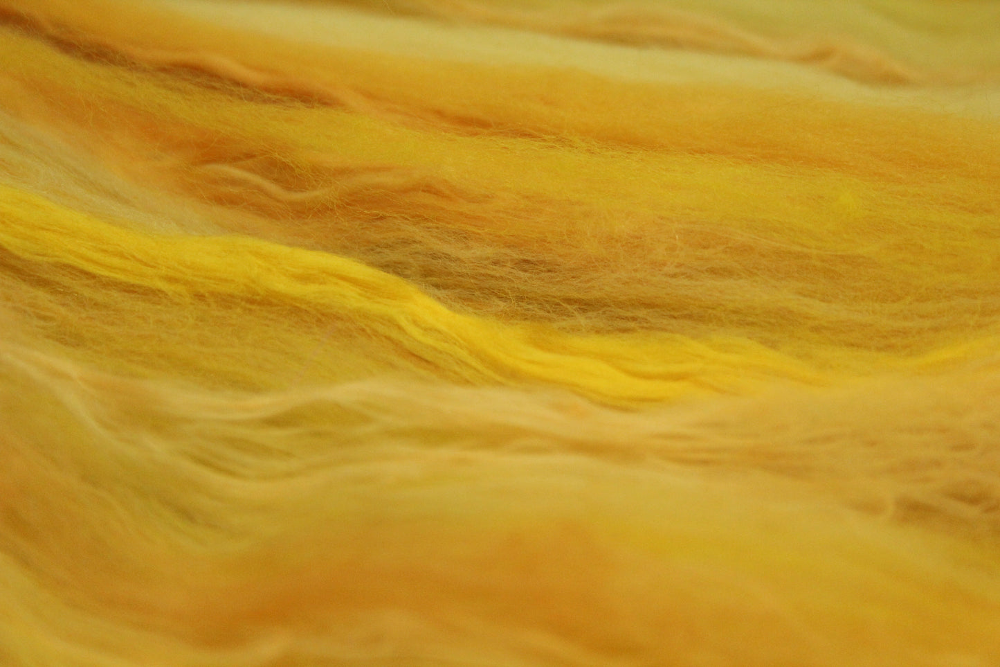 Merino Art Batt  -  Yellow - 59 grams 2 oz - Wool for felting, spinning and weaving