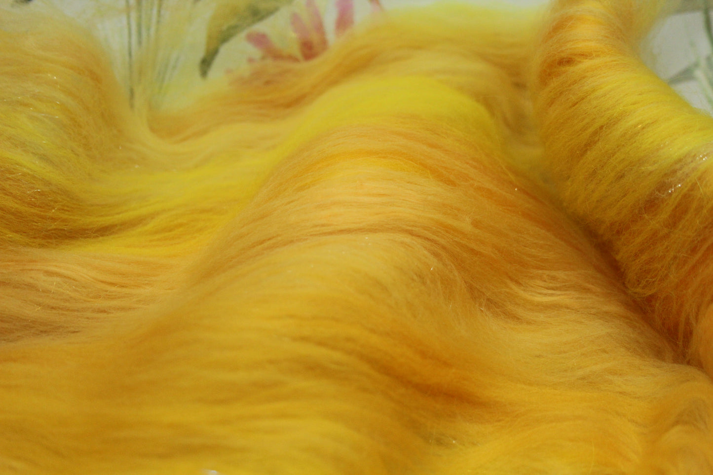 Merino Art Batt  -  Yellow - 59 grams 2 oz - Wool for felting, spinning and weaving