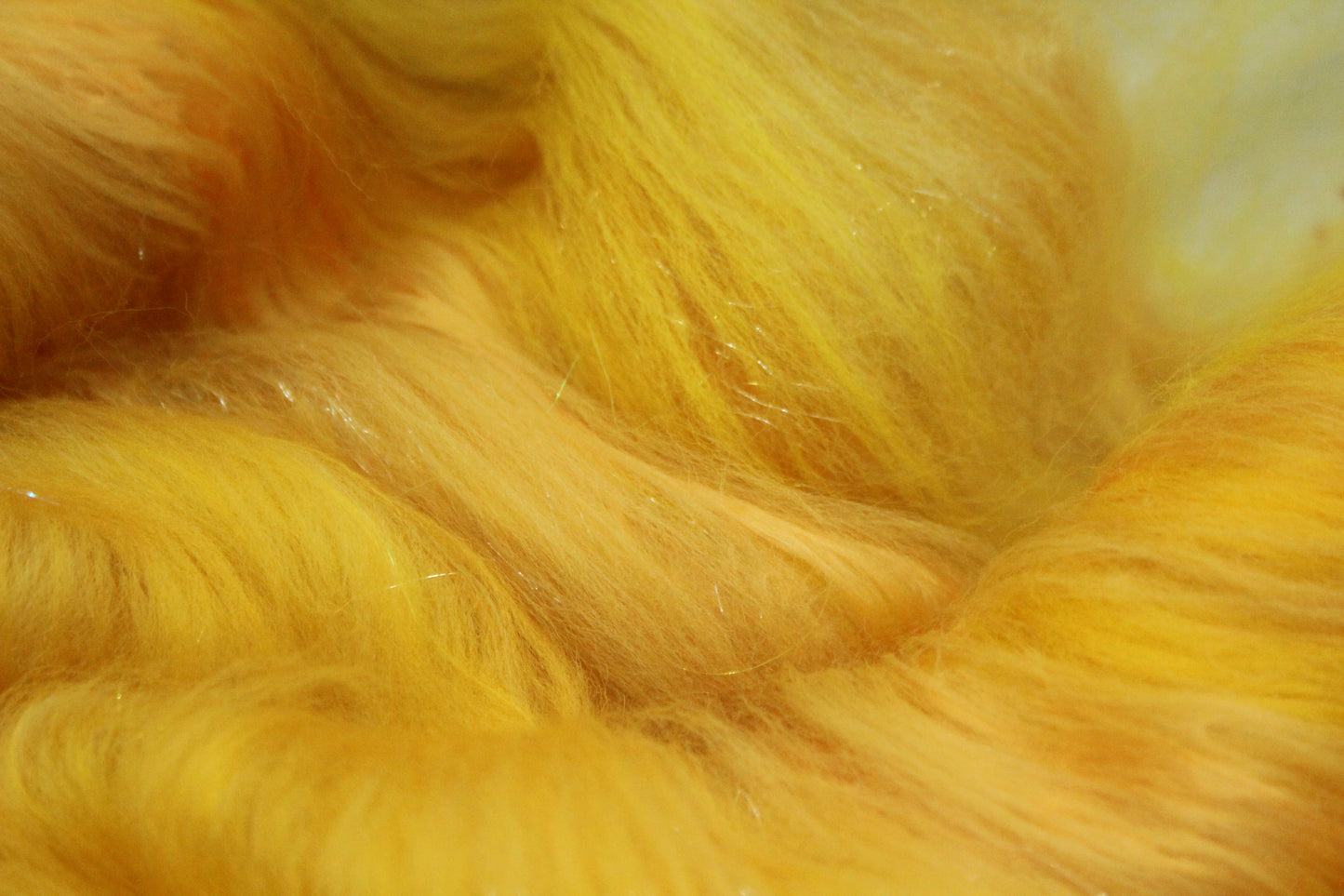 Merino Art Batt  -  Yellow - 59 grams 2 oz - Wool for felting, spinning and weaving