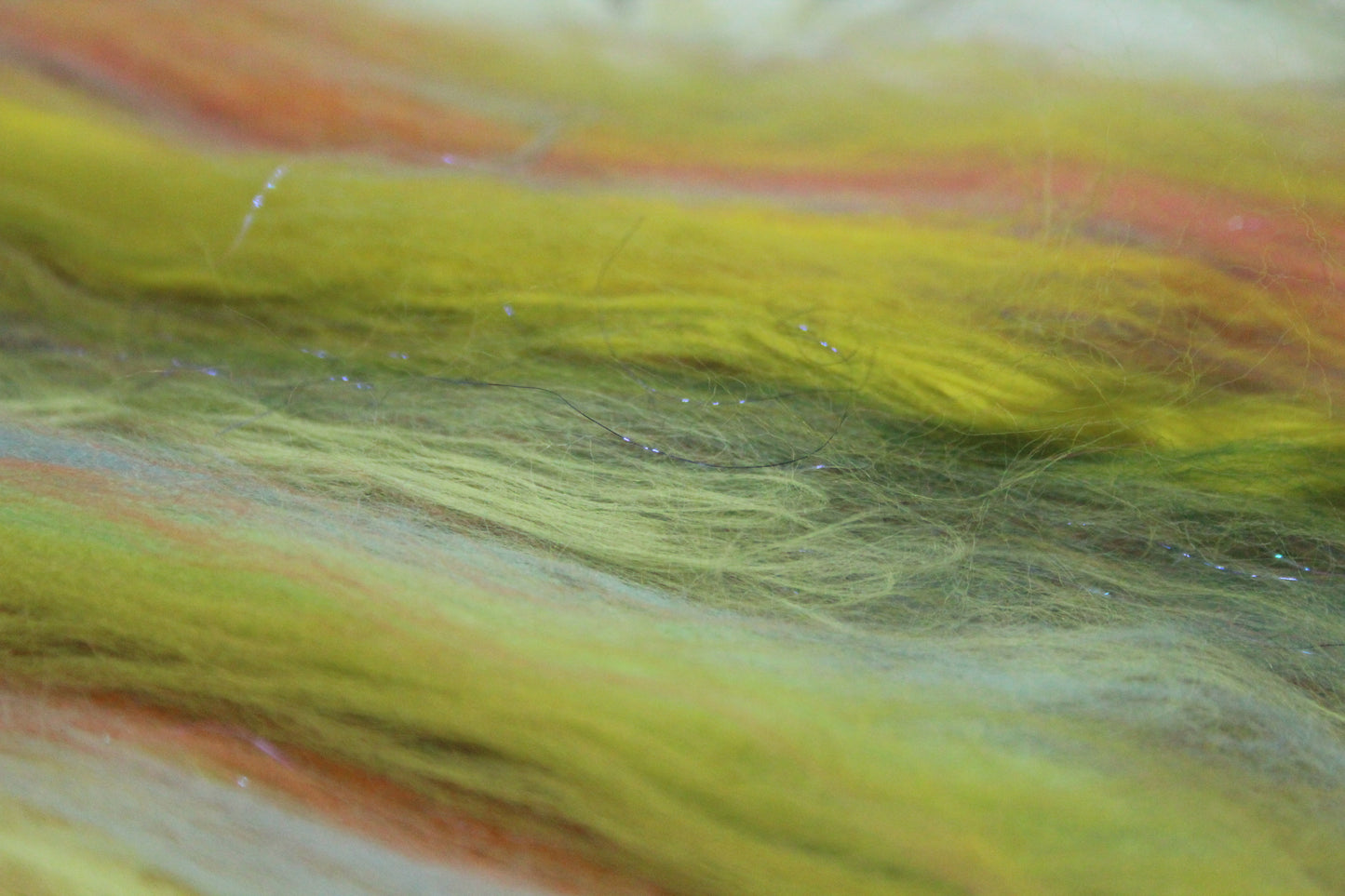 Merino Art Batt  -  Green Yellow - 43 grams 1.5 oz - Wool for felting, spinning and weaving