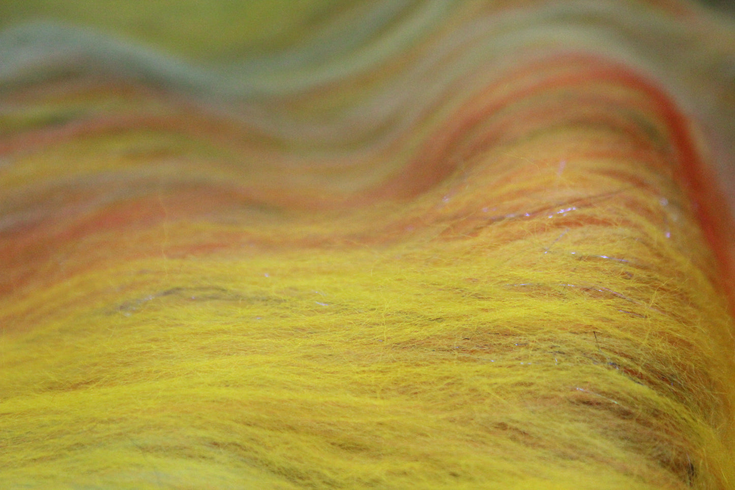Merino Art Batt  -  Green Yellow - 43 grams 1.5 oz - Wool for felting, spinning and weaving