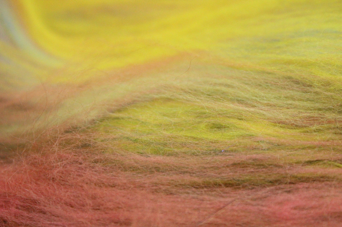 Merino Art Batt  -  Green Yellow - 43 grams 1.5 oz - Wool for felting, spinning and weaving