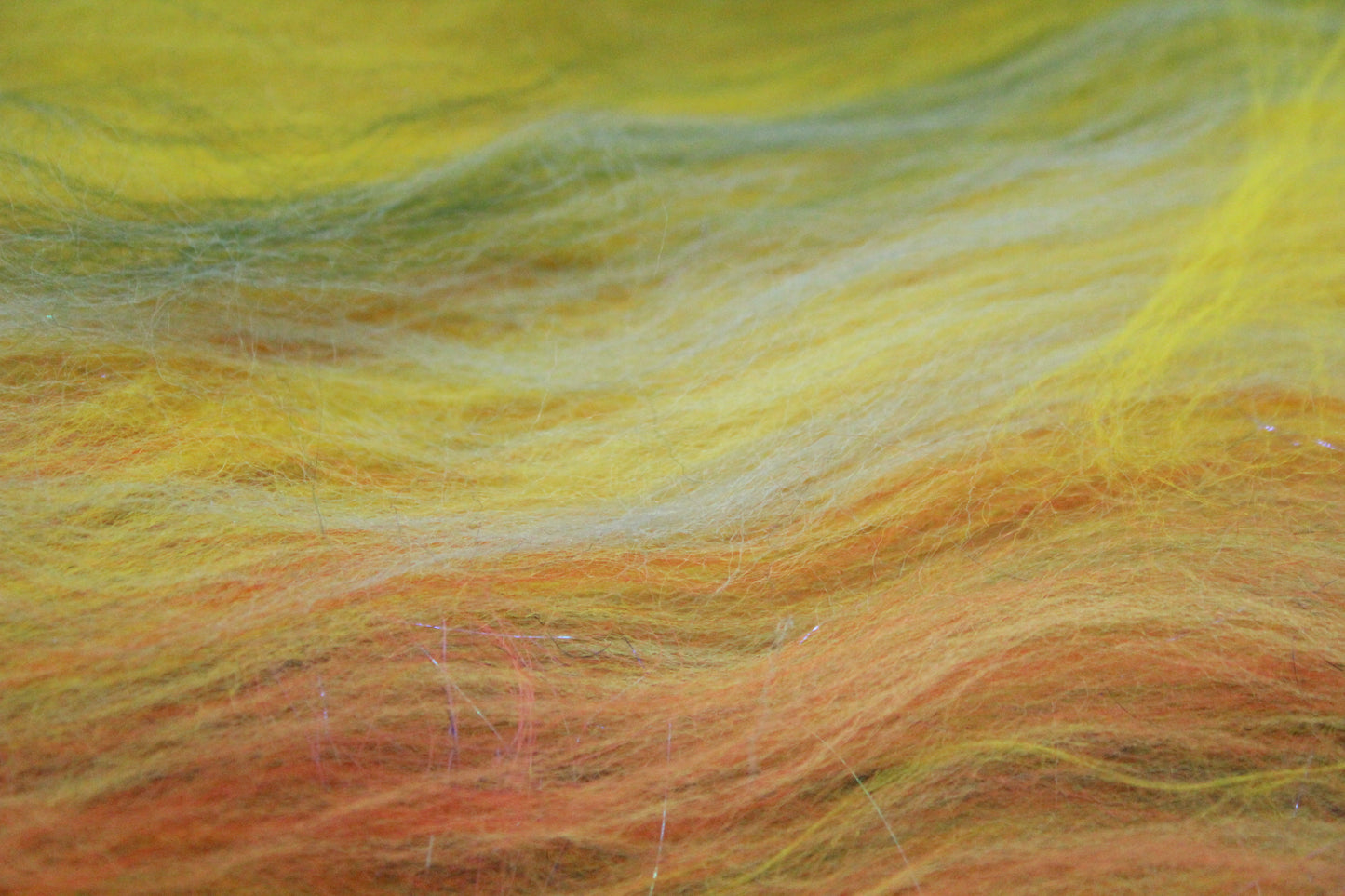 Merino Art Batt  -  Green Yellow - 43 grams 1.5 oz - Wool for felting, spinning and weaving