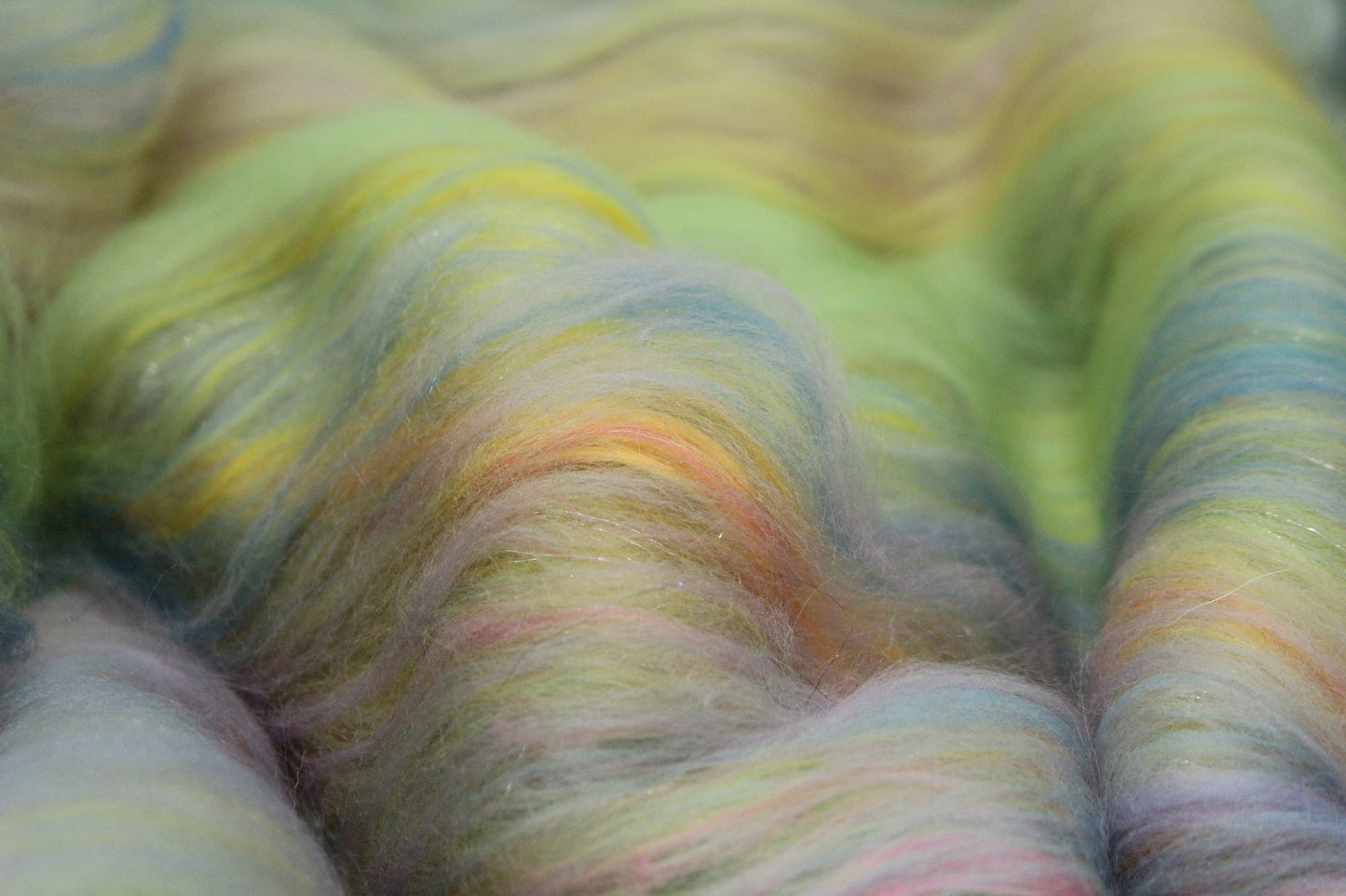 Merino Art Batt  -  Green Yellow Pink Purple - 85 grams 2.9 oz - Wool for felting, spinning and weaving