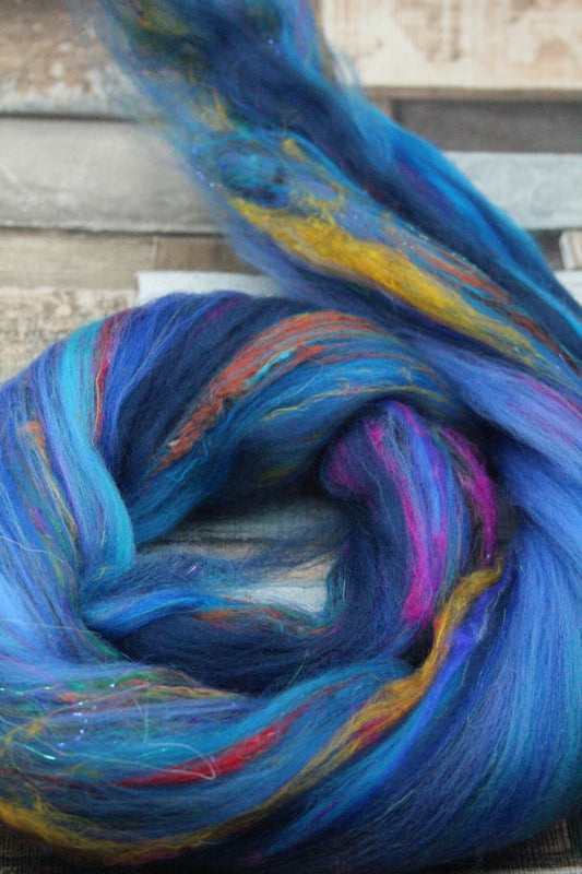 Wool Blend - Blue - 30 grams / 1 oz  - Fibre for felting, weaving or spinning