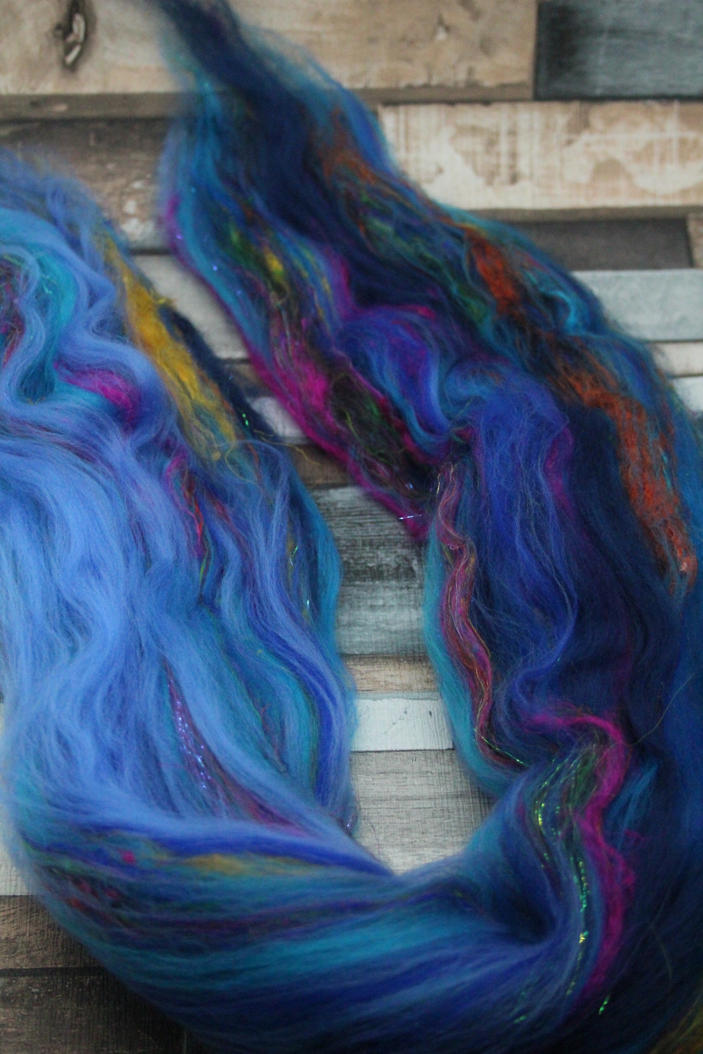 Merino Wool Blend - Blue - 30 grams / 1 oz  - Fibre for felting, weaving or spinning