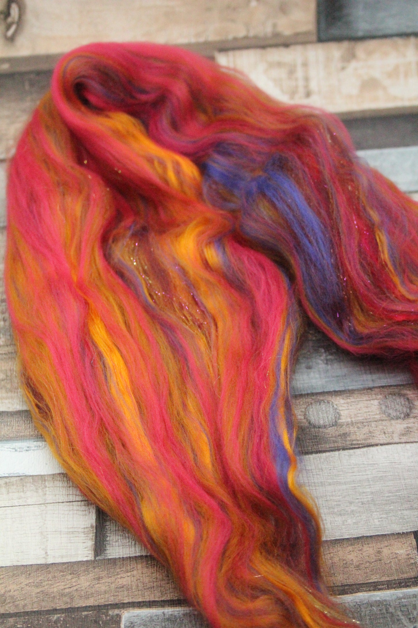 Merino Wool Blend - Red Brown Orange - 24 grams / 0.8 oz  - Fibre for felting, weaving or spinning