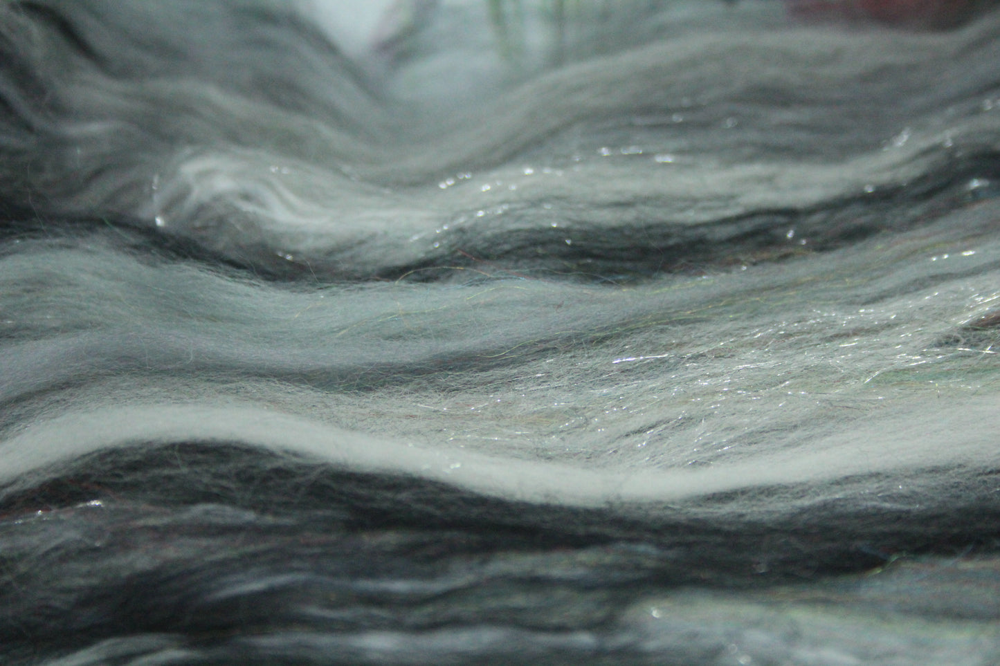 Merino Art Batt  -  White Grey Black - 110 grams 3.8 oz - Wool for felting, spinning and weaving
