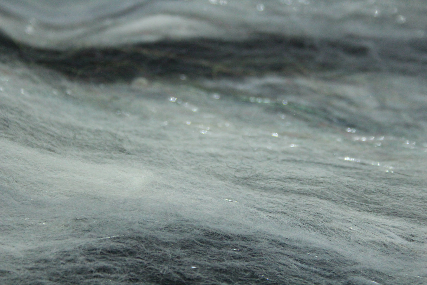 Merino Art Batt  -  White Grey Black - 110 grams 3.8 oz - Wool for felting, spinning and weaving