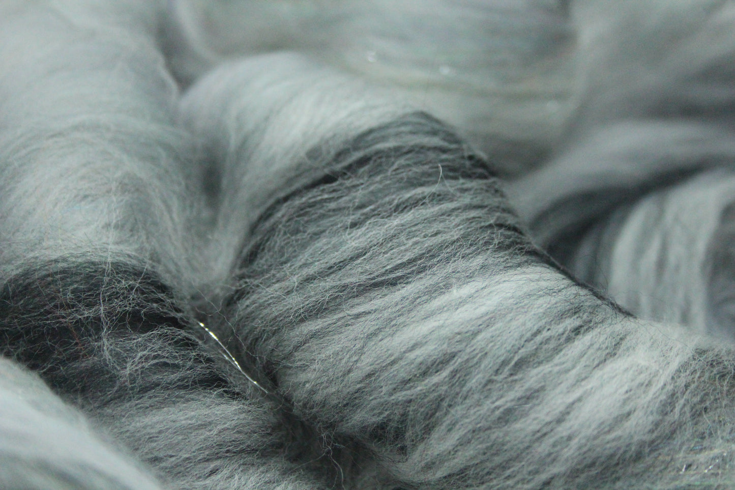 Merino Art Batt  -  White Grey Black - 110 grams 3.8 oz - Wool for felting, spinning and weaving