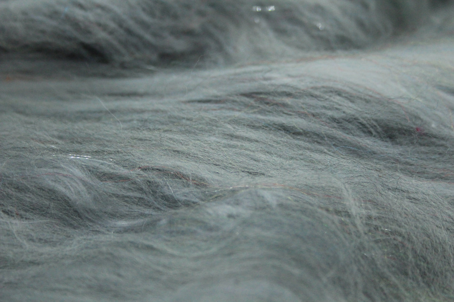 Merino Art Batt  -  White Grey Black - 110 grams 3.8 oz - Wool for felting, spinning and weaving