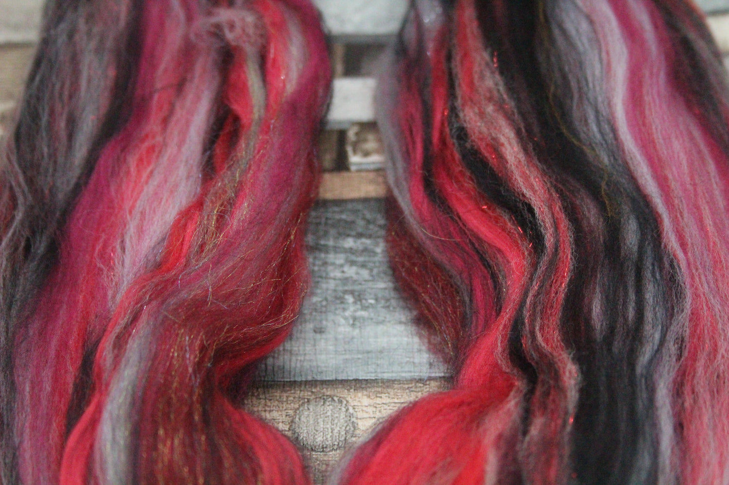 Merino Wool Blend - Red Grey Black - 21 grams / 0.7 oz  - Fibre for felting, weaving or spinning