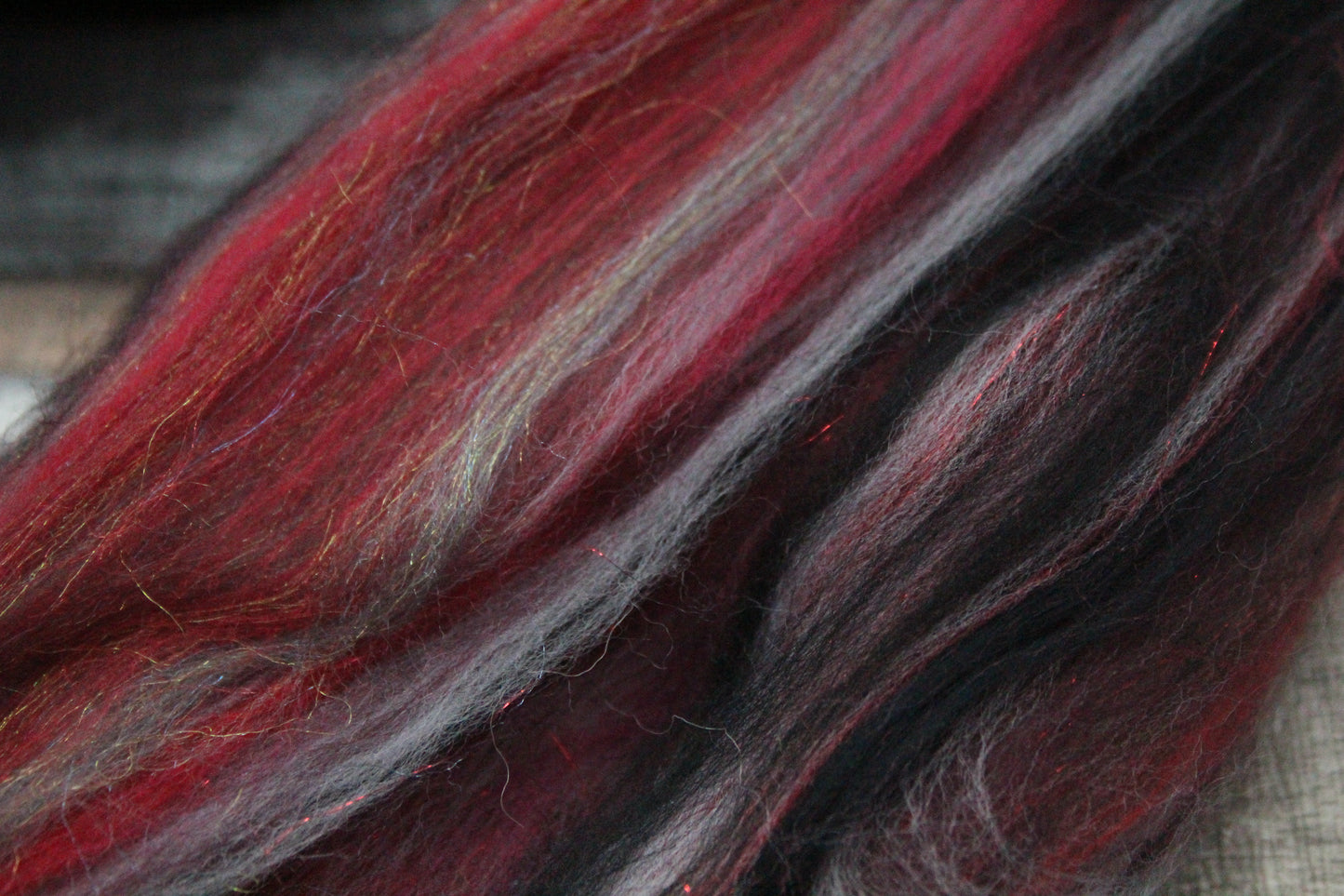 Merino Wool Blend - Red Grey Black - 45 grams / 1.5 oz  - Fibre for felting, weaving or spinning