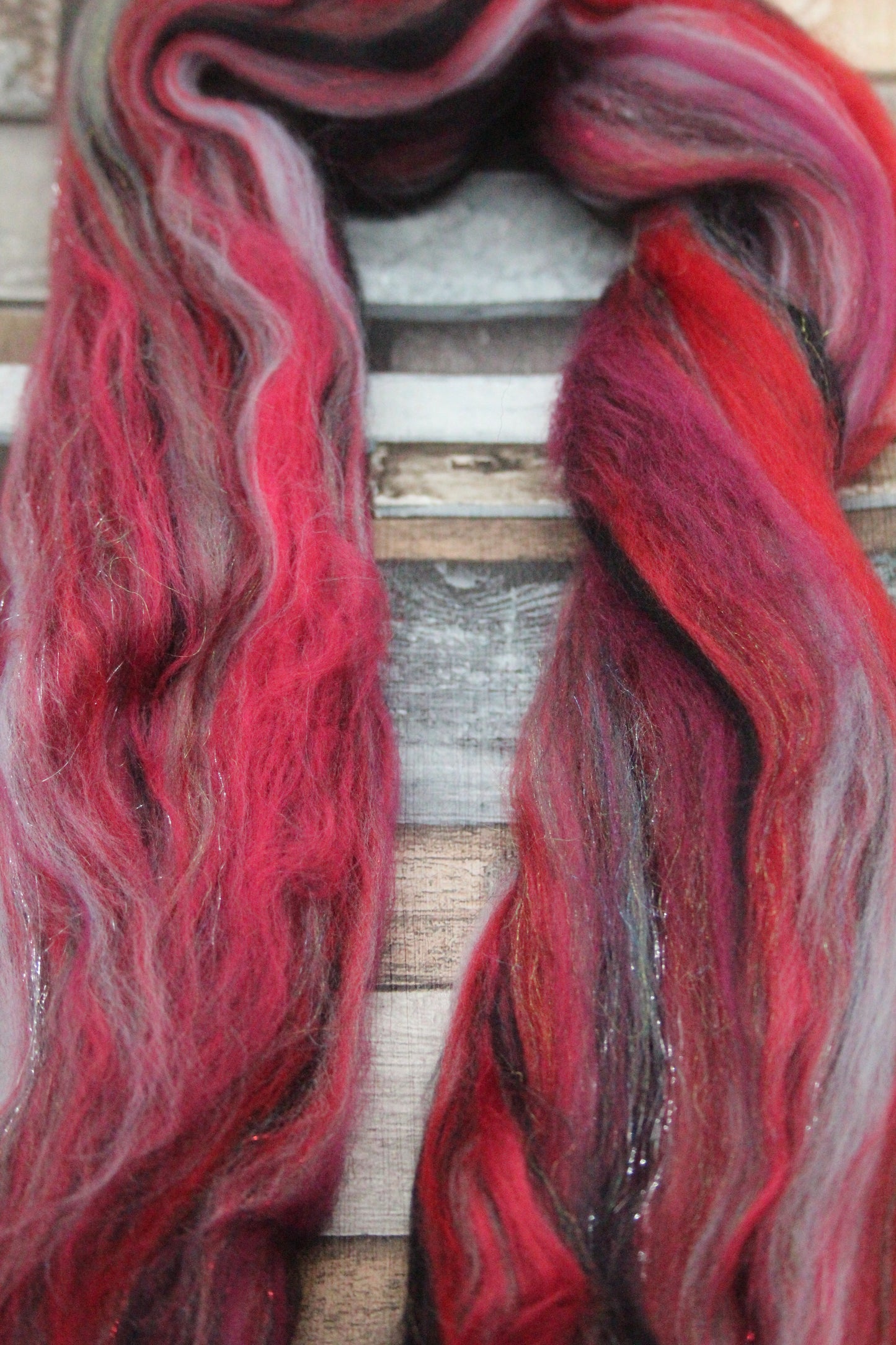 Merino Wool Blend - Red Grey Black - 22 grams / 0.7 oz  - Fibre for felting, weaving or spinning