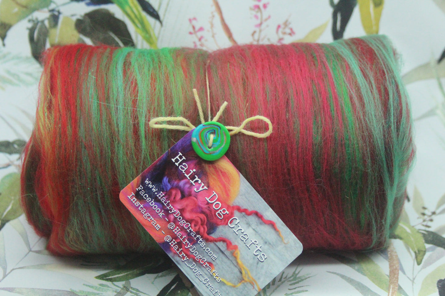 Merino Art Batt  -  Green Red - 72 grams 2.5 oz - Wool for felting, spinning and weaving