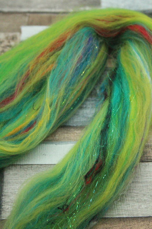 Merino Wool Blend - Green - 7 grams / 0.2 oz  - Fibre for felting, weaving or spinning